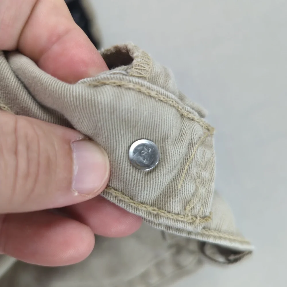 Levis will ship